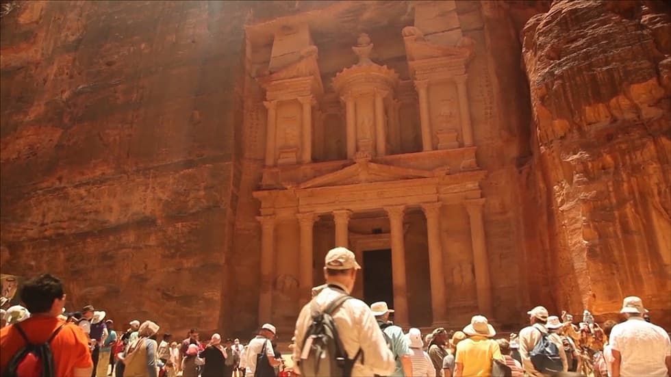 الأردن تقدم حزمة تحفيز بقيمة 190 مليون دينار لدعم وتنشيط القطاع السياحي