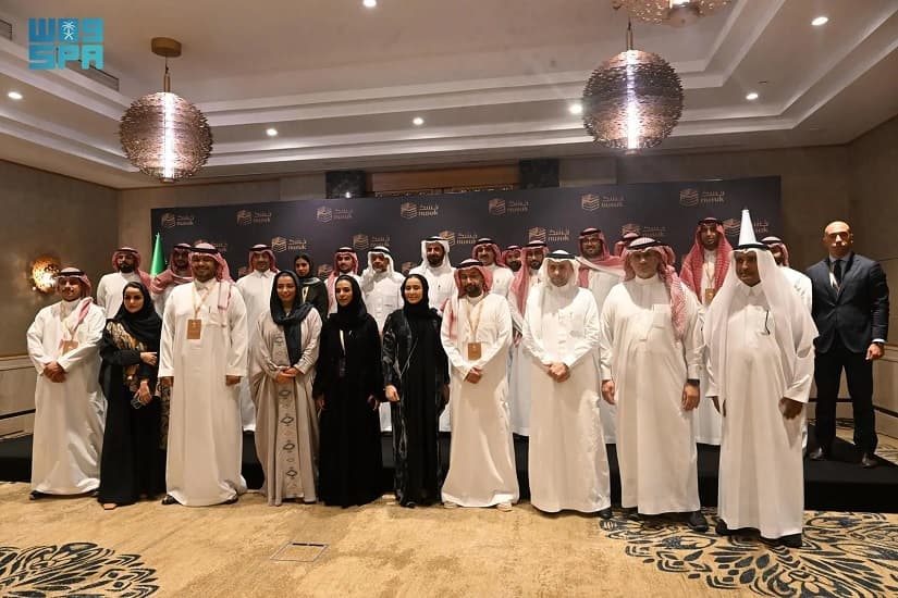 وزير الحج والعمرة السعودي يفتتح معرض "نسك" في تونس بحضور شركات السفر