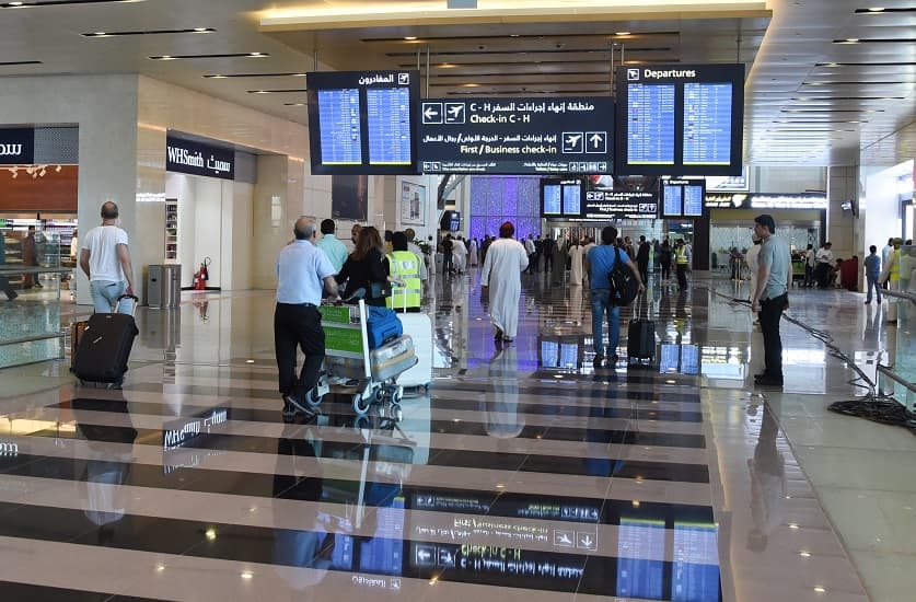 مطارات سلطنة عمان تستقبل 8.5 مليون مسافر خلال أول 7 شهور من 2024 بزيادة 9.3%