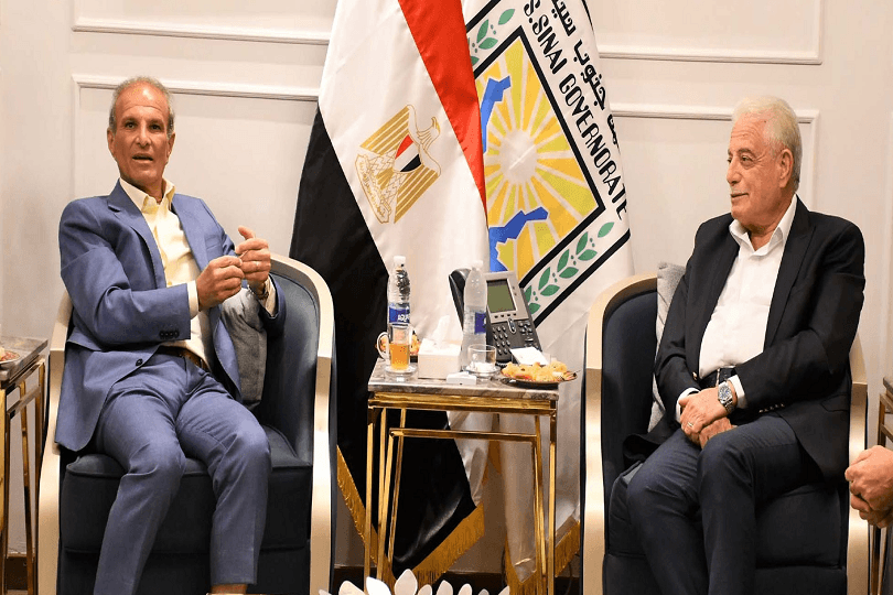 محافظ جنوب سيناء: التعاقد على شراء 5 أتوبيسات كهربائية صديقة للبيئة للعمل بشرم الشيخ