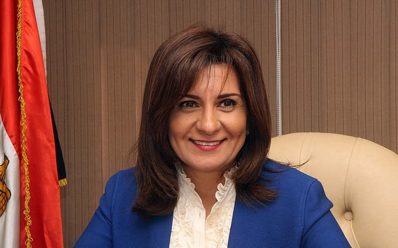 وزيرة الهجرة: 4 رحلات لإعادة 300 مصري عالق بالإمارات إلى الكويت بالتنسيق مع "السياحة"