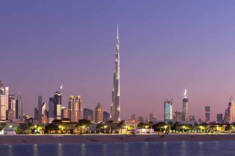 دبي تستهدف عودة السياحة إليها بدءا من يوليو المقبل في ظل تخفيف القيود تدريجيا