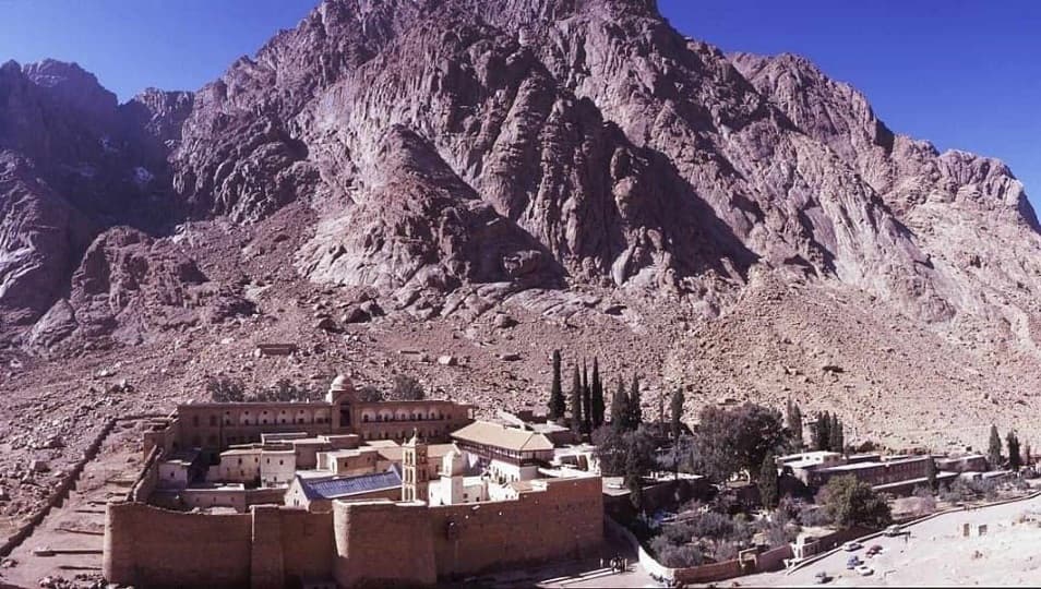 مدينة سانت كاترين تفوز بجائزة "أفاسو" الدولية كعاصمة الأديان والتسامح والسلام والسياحة