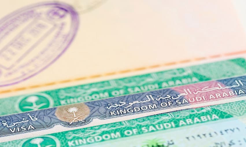 خطوات الحصول على تأشيرة "الزيارة الشخصية" للسعودية.. تتيح للمواطنين دعوة أصدقائهم