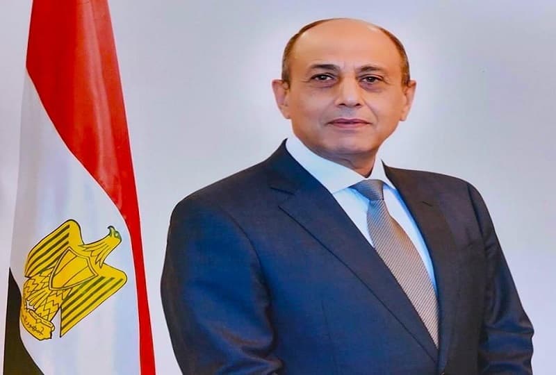 وزير الطيران يصدر قرارا بتعيين يحيى زكريا رئيسا للشركة القابضة لمصر للطيران