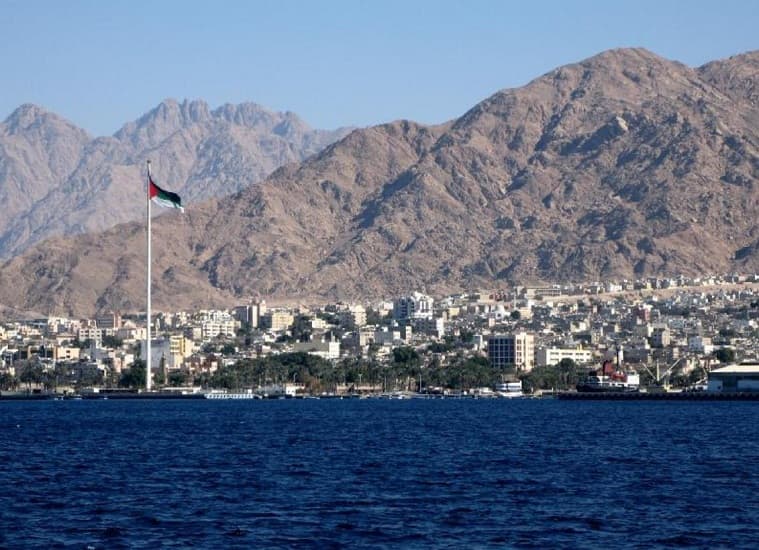 العقبة بالأردن تستأنف العمل بالحدود البحرية والبرية لاستقبال السائحين والبضائع