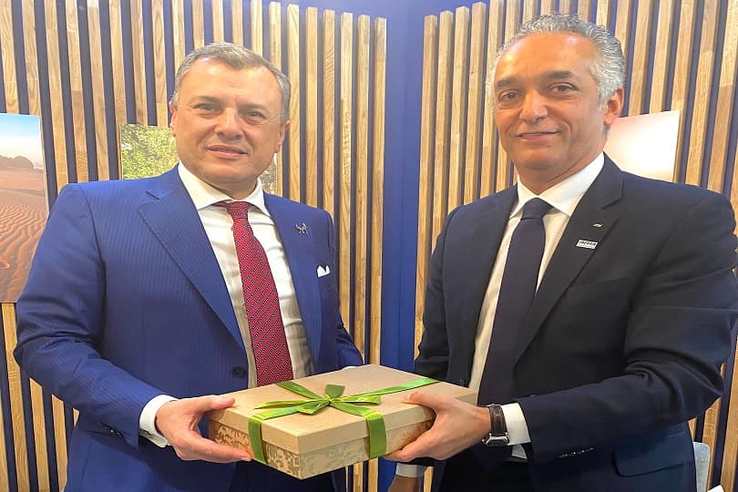 وزير السياحة يلتقي نظيره الأردني خلال المشاركة في معرض FITUR 2023 بإسبانيا