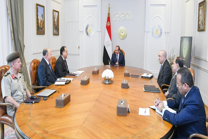 الرئيس السيسي يوجه بصون المواقع والمنشآت الأثرية وذات القيمة التاريخية
