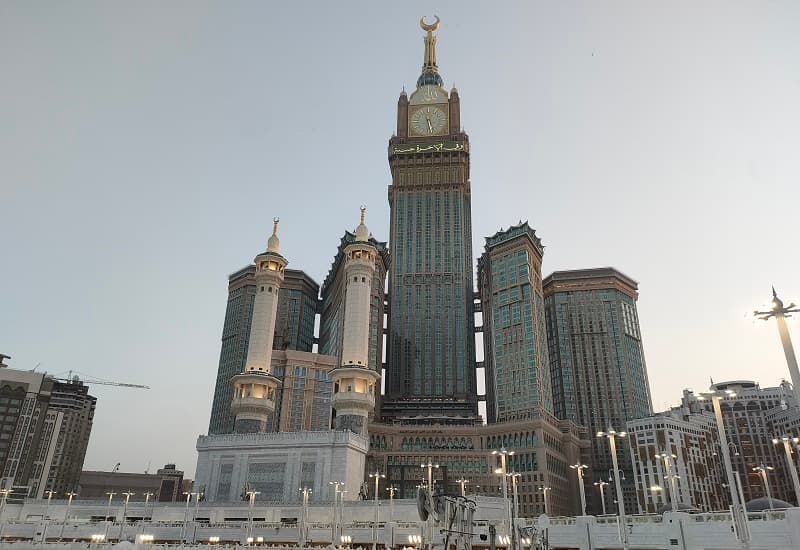 "شركات السياحة": 12 يناير آخر موعد لمعاينة سكن الحجاج وتوثيق العقود بمكة والمدينة بموسم حج 1447هـ