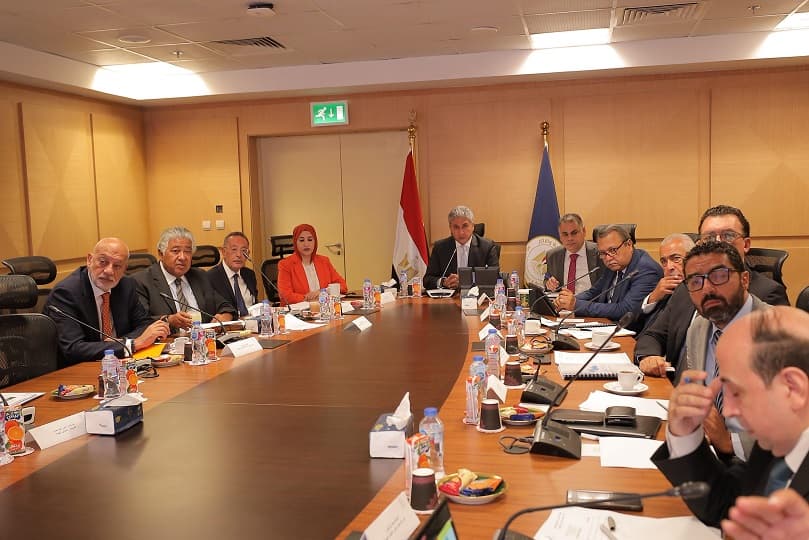 فتحي يترأس اجتماع هيئة تنشيط السياحة.. 22% ارتفاعا في عدد السائحين خلال أول 7 شهور من 2025