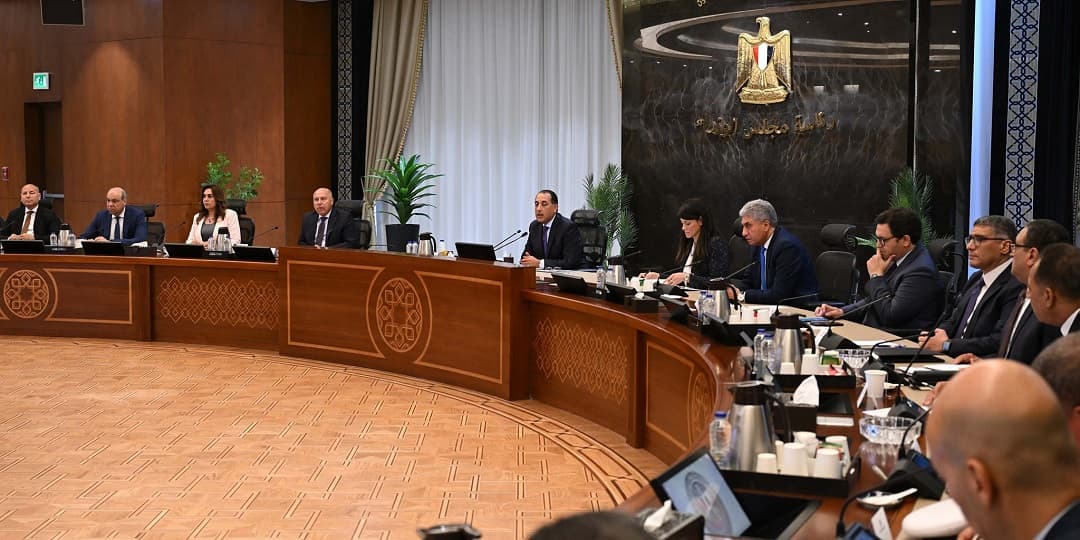 رئيس الوزراء يتابع اللمسات الأخيرة لفعاليات افتتاح المتحف المصري الكبير الخاصة بالطرق المحيطة.. بالتفاصيل