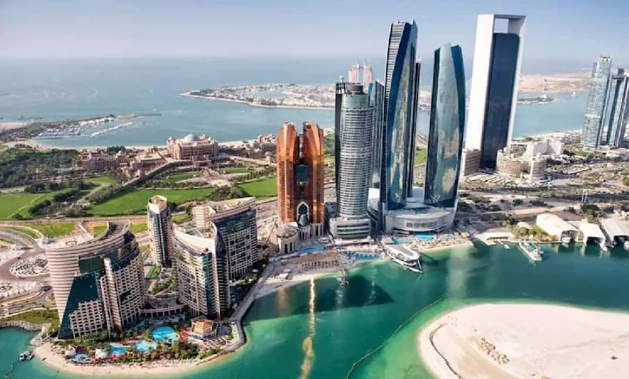 أبوظبي تطبق إجراءات جديدة لدخول الإمارة اعتبارا من 19 يوليو لمكافحة متحورات كورونا