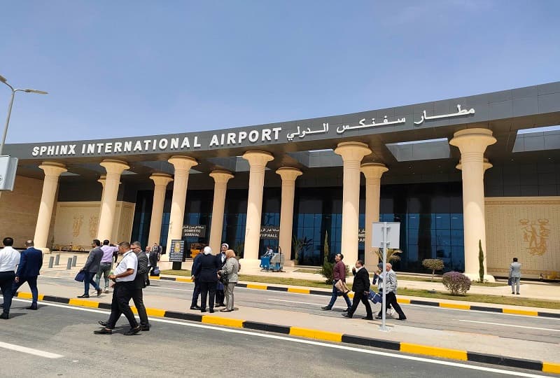 مطار سفنكس الدولي يطلق خدمة جديدة لدعم المسافرين من الصم والبكم لتسهيل تجربة سفرهم