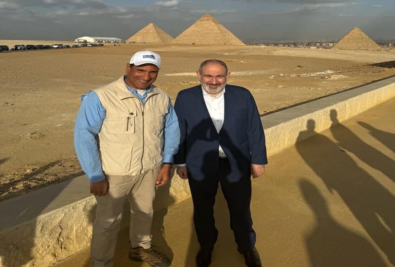 رئيس وزراء أرمينيا يزور الأهرامات والمتحف القومي للحضارة المصرية.. بالصور