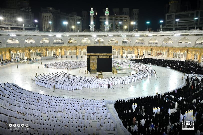 السعودية تفتح العمرة للمصريين.. وفي انتظار إعلان مصر للضوابط المنظمة لبرامج الرحلات