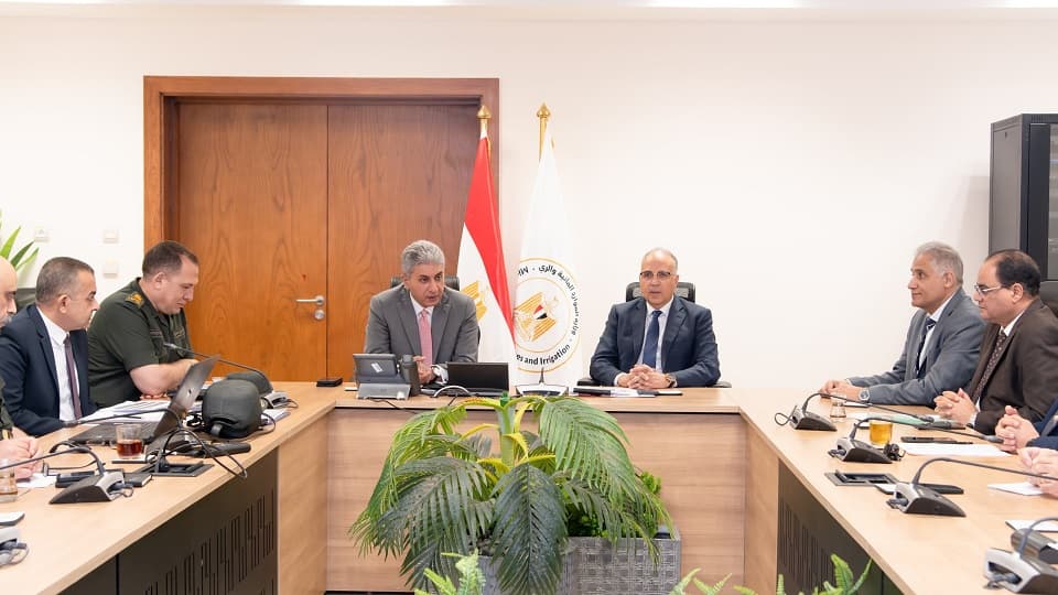 "السياحة" و"الري" تتابعان إجراءات التعامل مع أراضي طرح النهر من شبرا حتى حلوان بالقاهرة