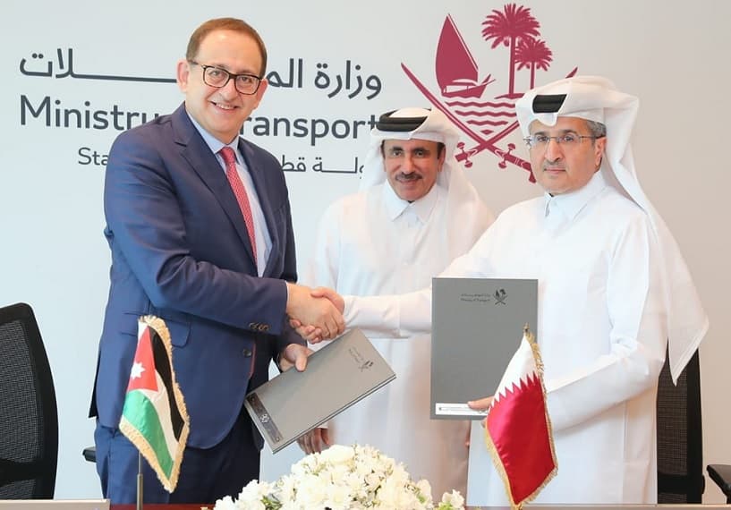 الأردن وقطر توقعان البروتوكول المعدل لاتفاقية الخدمات الجوية بين البلدين