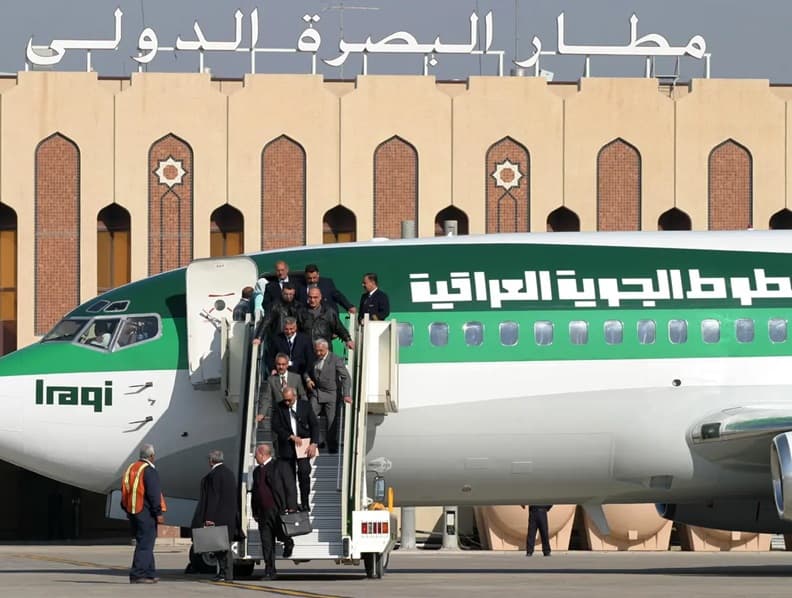 العراق تفتتح مطار البصرة لإعادة العالقين في الخارج بعد إغلاق جميع مطاراتها