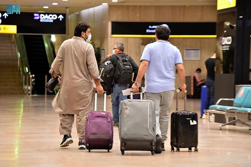 مطار الملك فهد بالدمام يشهد إقلاع أول رحلة دولية متجهة إلى أمستردام بهولندا