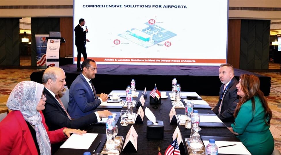 وزير الطيران في ندوة "Airport Day" بالسفارة الأمريكية: تحويل 11 مطارا إلى مراكز اقتصادية متكاملة