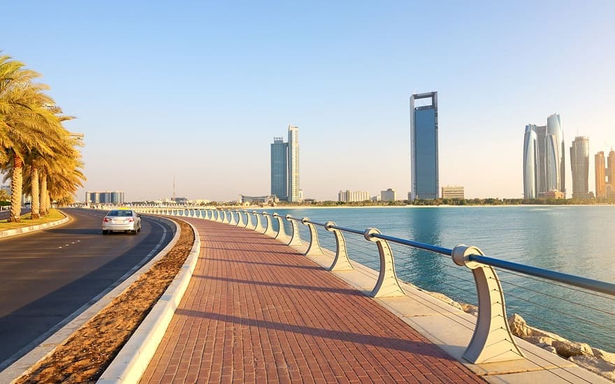 أبوظبي تستأنف جميع الأنشطة السياحية والاقتصادية والترفيهية خلال أسبوعين