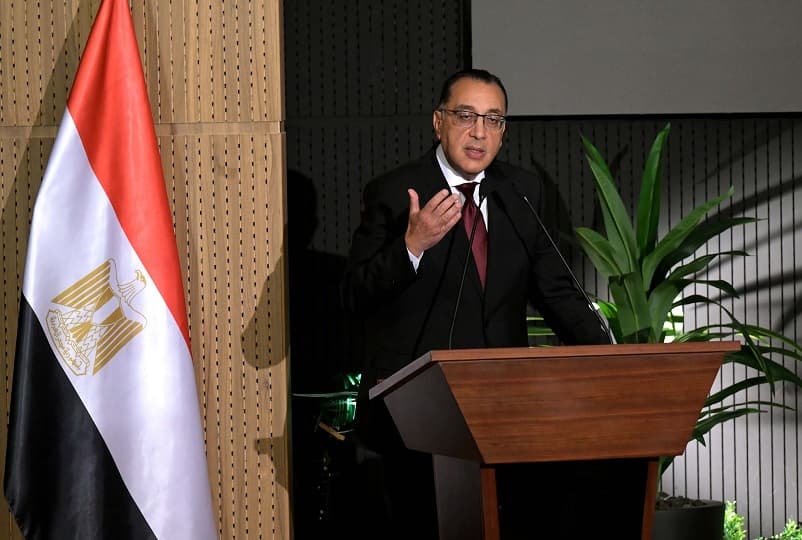 رئيس الوزراء: 5 تحالفات تقدمت للطرح الخاص بالمنطقة المحيطة بالأهرامات والمتحف المصري الكبير