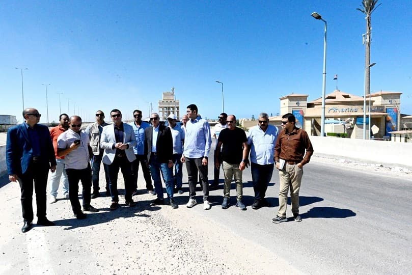 وزير الإسكان يتفقد مشروعات تطوير ورفع كفاءة مركز مارينا العلمين السياحي.. بالتفاصيل والصور