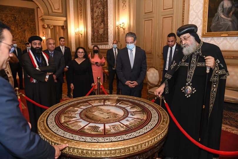 العناني والبابا تواضروس يلتقيان 200 شاب من ملتقى "لوجوس للشباب 2021" بقصر عابدين الأثري