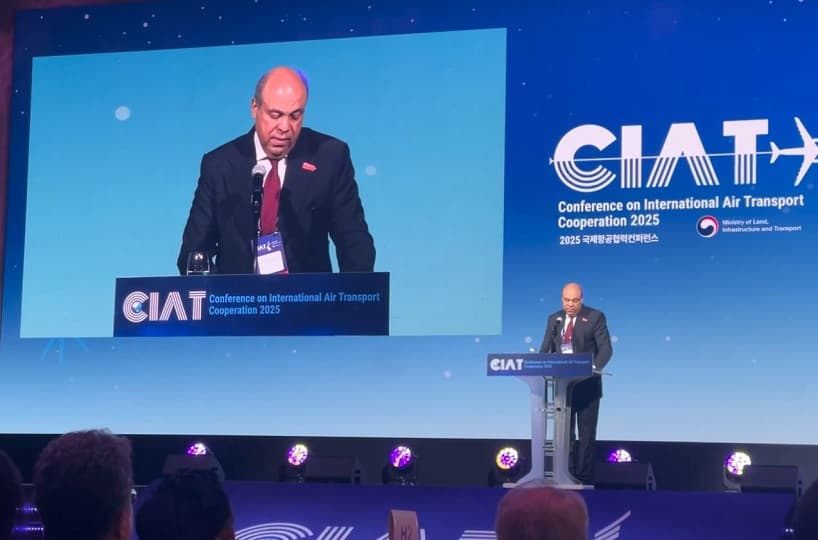 الحفني يبحث مع مسئولي قطاع الطيران الكوري التعاون في تطوير المطارات وتطبيق الحلول الرقمية بمؤتمر "CIAT"