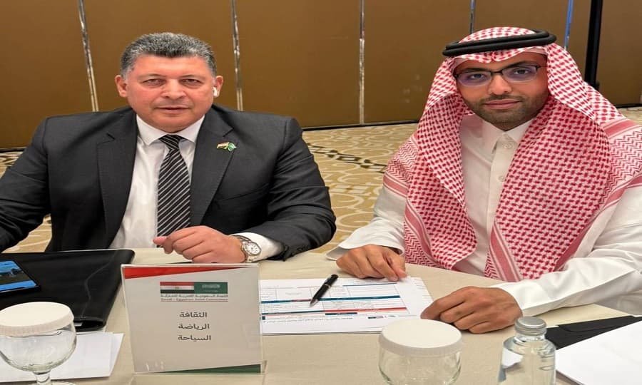 "السياحة" المصرية والسعودية تبحثان التعاون لإعداد خطط ترويجية للبرامج السياحية المشتركة