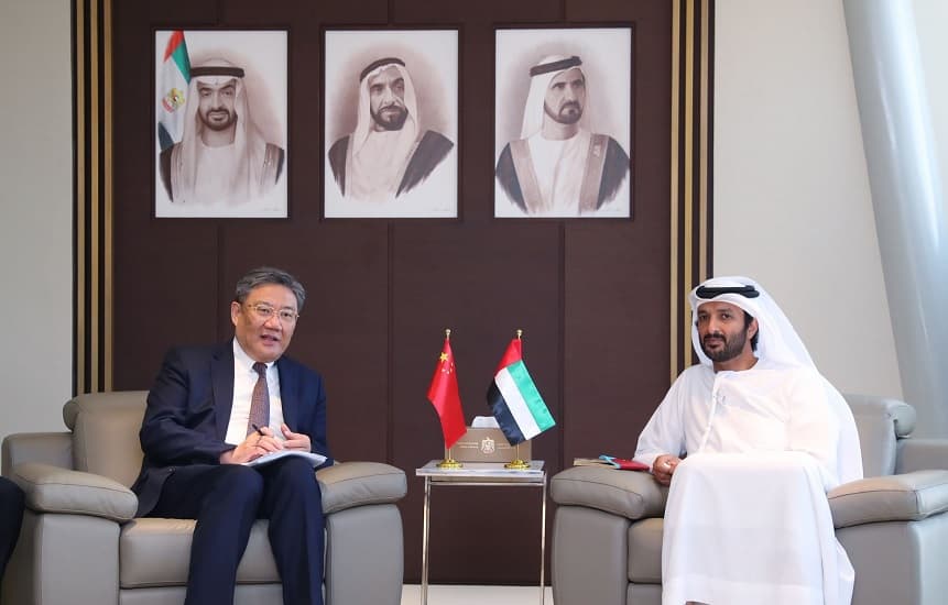 شركات الطيران الإماراتية تشغل 210 رحلات إلى الصين شهريا.. 350 ألف صيني في الإمارات