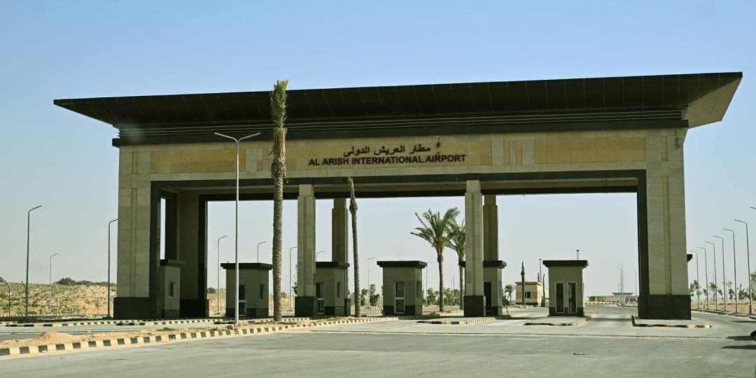 رئيس الوزراء يتابع مشروع تطوير مطار العريش الدولي.. إنشاء مبنى ركاب بسعة 800 راكب/ساعة
