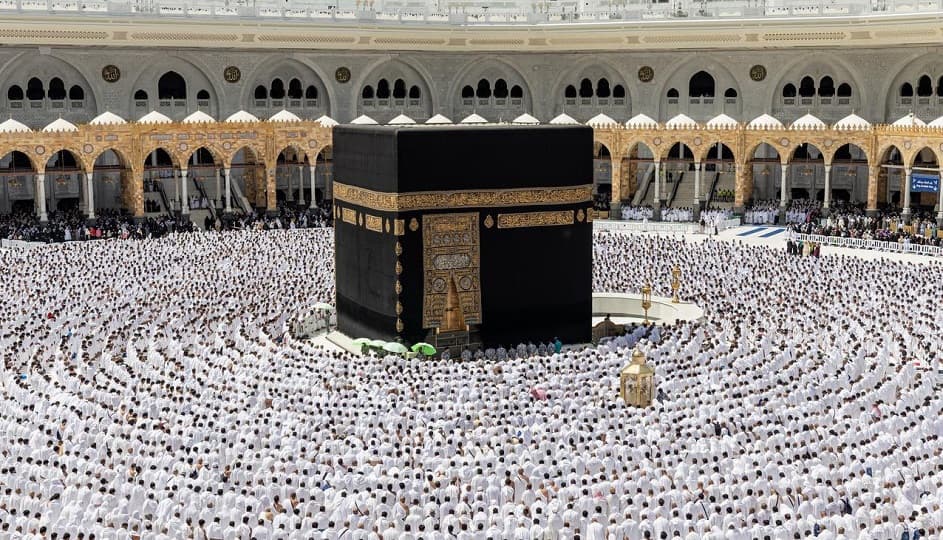 السياحة: 904 آلاف معتمر مصري خلال موسم العمرة 1446هـ
