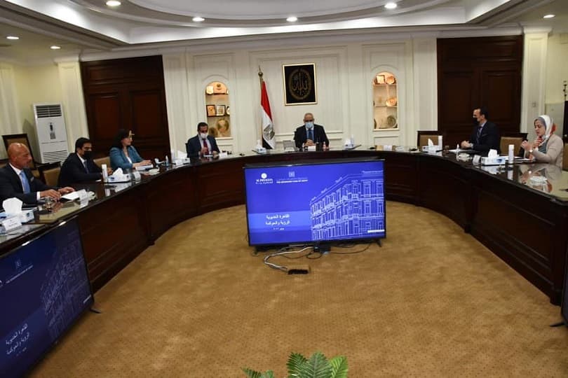وزير الإسكان يستعرض مقترحات إدارة منطقة القاهرة الخديوية بما يليق بقيمتها التاريخية