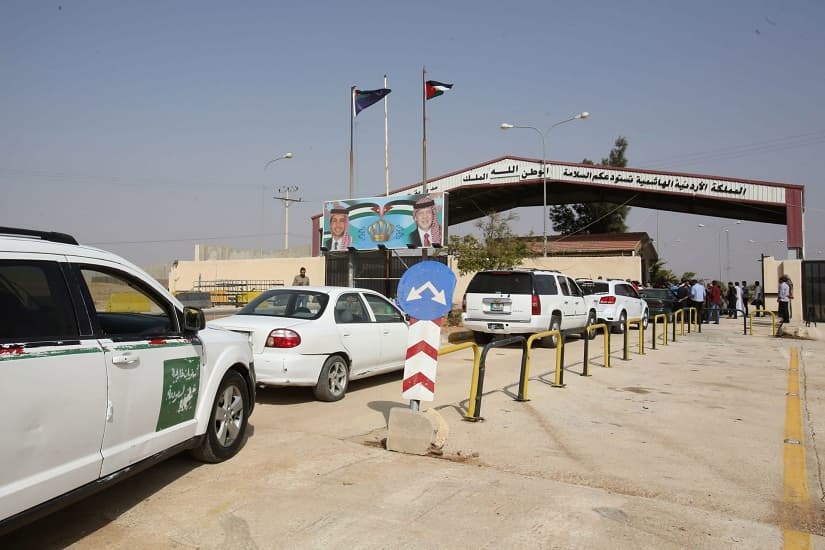 الأردن تستأنف فتح معبرين حدوديين مع السعودية وسوريا بدءا من اليوم