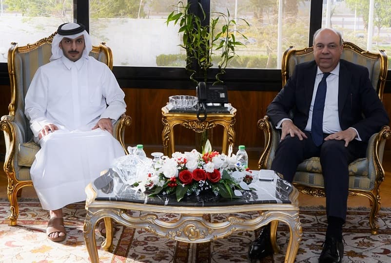 وزير الطيران يبحث مع مجموعة "فهد آل ثاني" القطرية إنشاء مصنع لإنتاج وقود الطائرات المستدام في مصر
