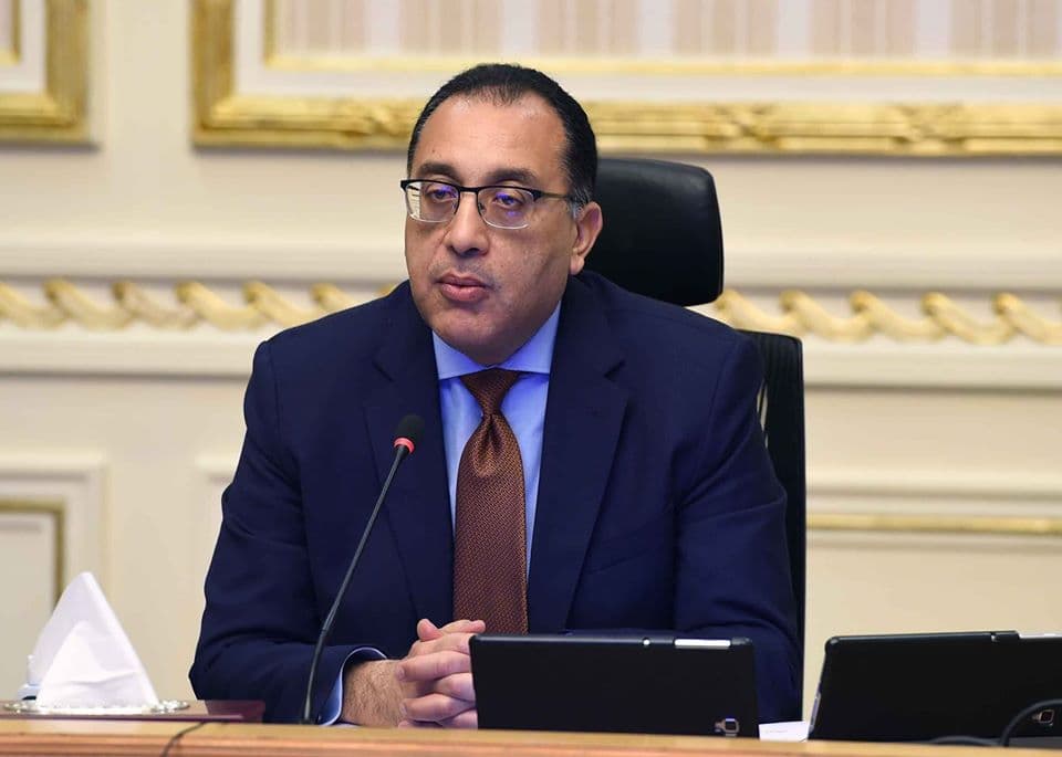 في خطاب لرئيس الوزراء.. ياسين منصور يخصص منشأة سياحية للعزل الصحي لمصابي كورونا