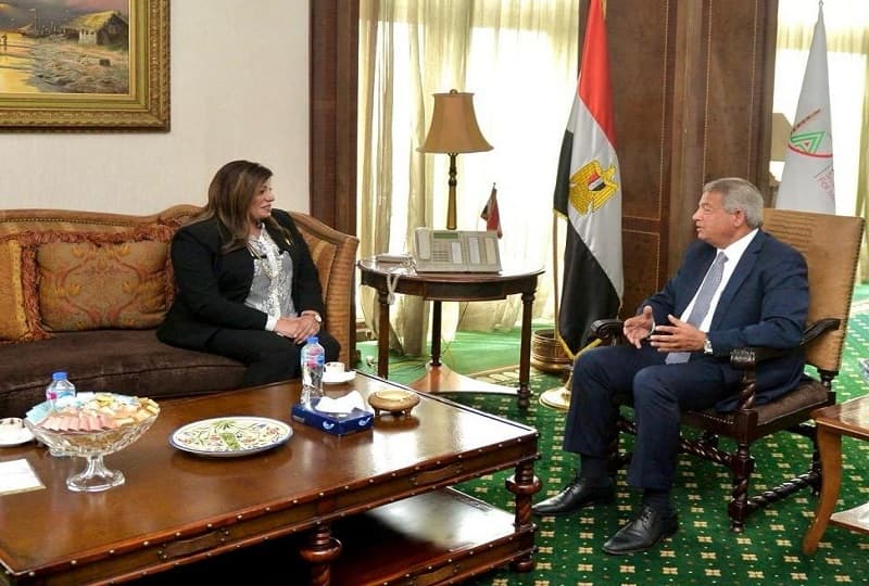 "السياحة" تبحث مع "الأعلى للإعلام" سبل التعاون حول التوعية بفريضة الحج وكيفية أداء المناسك