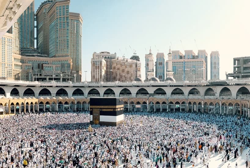 "الحج والعمرة" السعودية: إيقاف شركتين لعدم توفير السكن للمعتمرين القادمين من مصر