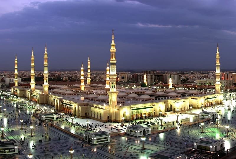 اليوم انطلاق أولى رحلات عودة حجاج السياحة المصريين من المدينة المنورة