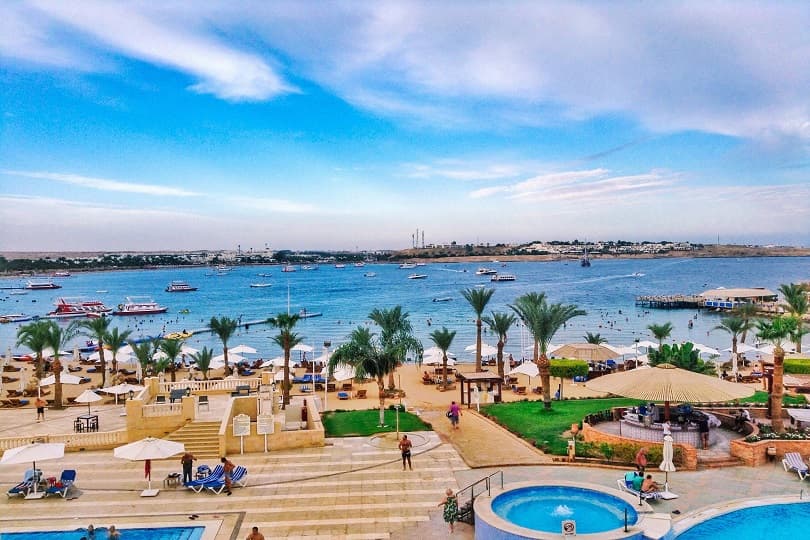 مصر تسعى لاستضافة مدونين من بيلاروسيا للترويج لمقاصدها السياحية والأثرية