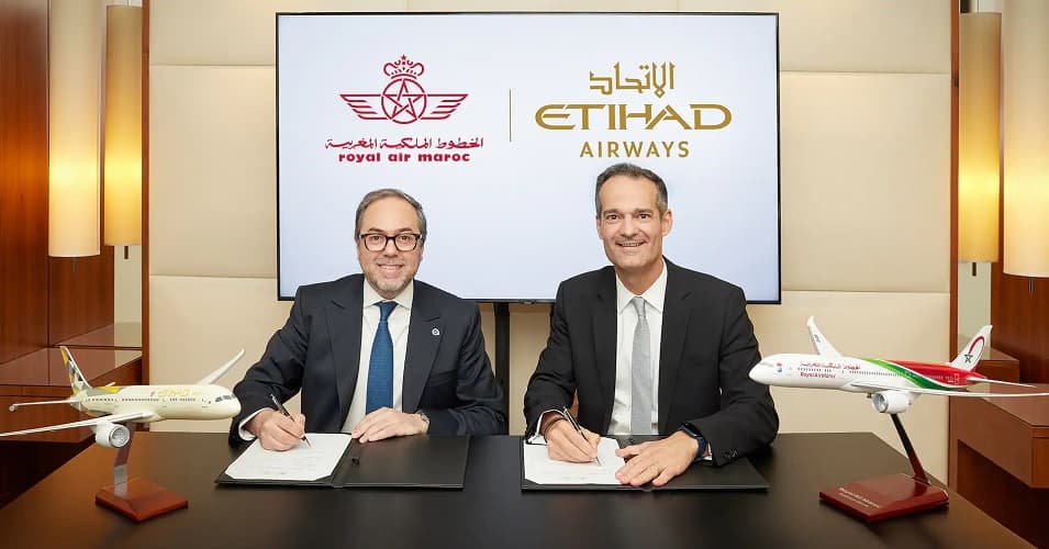 "الاتحاد للطيران" الإماراتية توقع مذكرة التفاهم مع الملكية المغربية لتنويع خيارات السفر