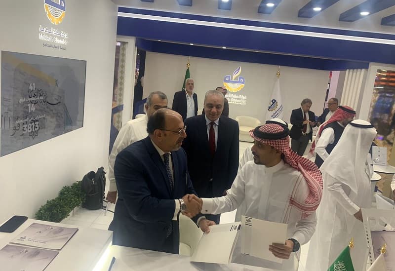غرفة السياحة المصرية والغرفة التجارية بمكة بالسعودية توقعان مذكرة تعاون في نشاط العمرة.. تفاصيل