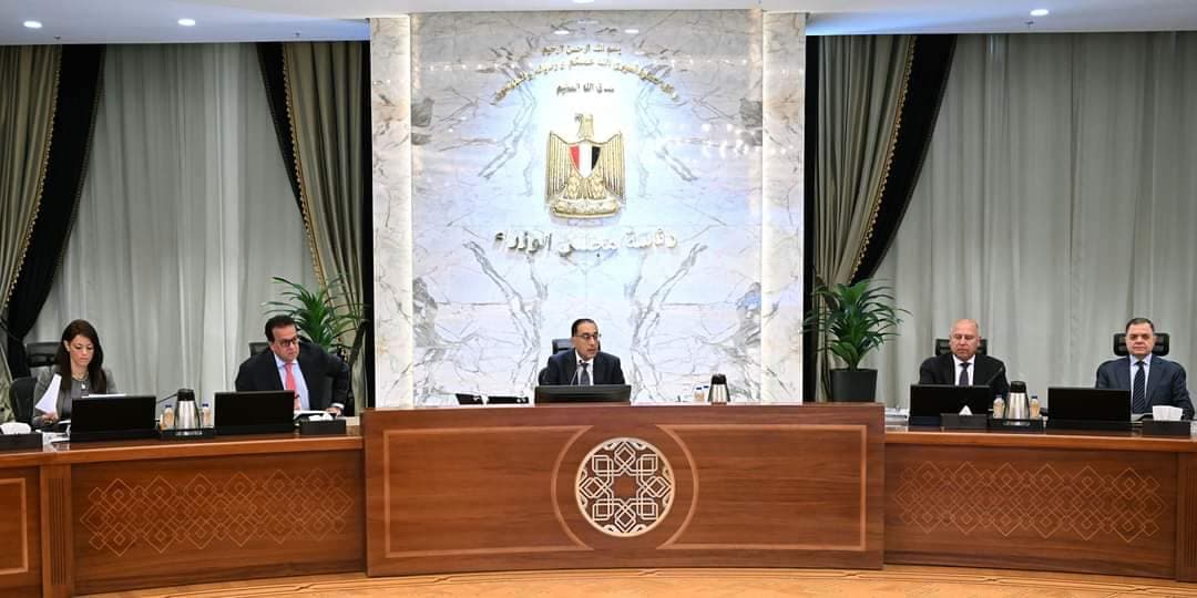 مجلس الوزراء: مد إصدار تأشيرة الترانزيت المجانية للمسافرين لمدة 96 ساعة حتى أبريل 2025