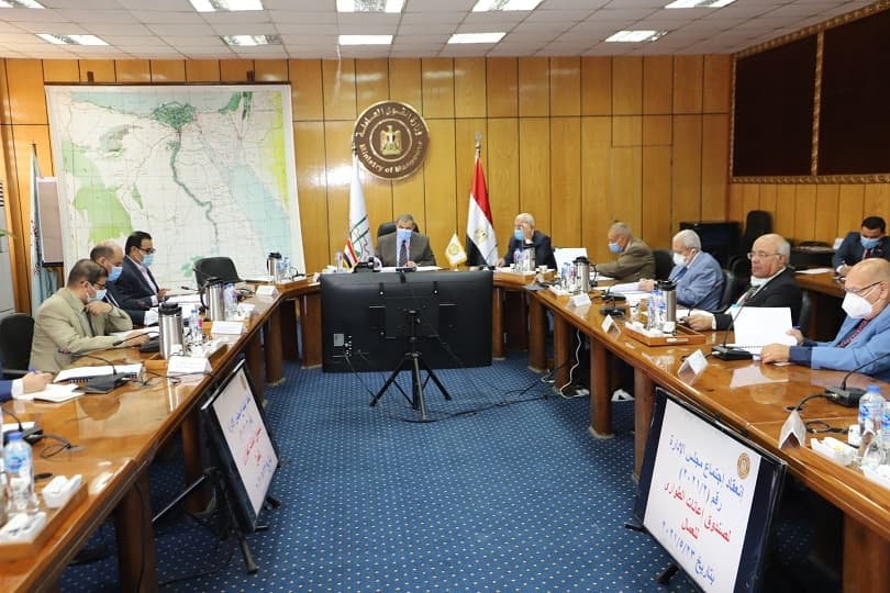 الموافقة على صرف الدفعتين السادسة والسابعة من إعانات الطوارئ للعاملين بالسياحة