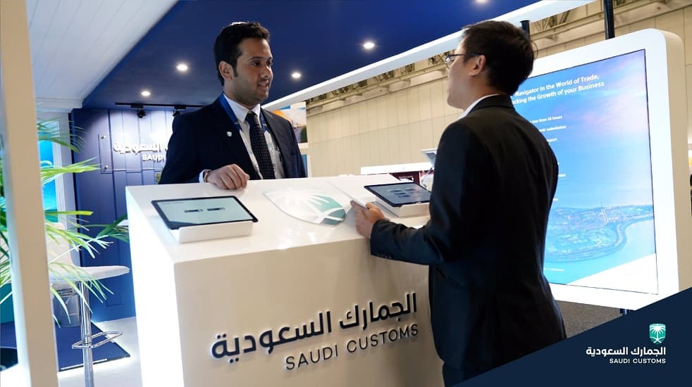 السعودية تلزم المسافرين القادمين بالإقرار عن أي مشتريات قيمتها أعلى من 3 آلاف ريال
