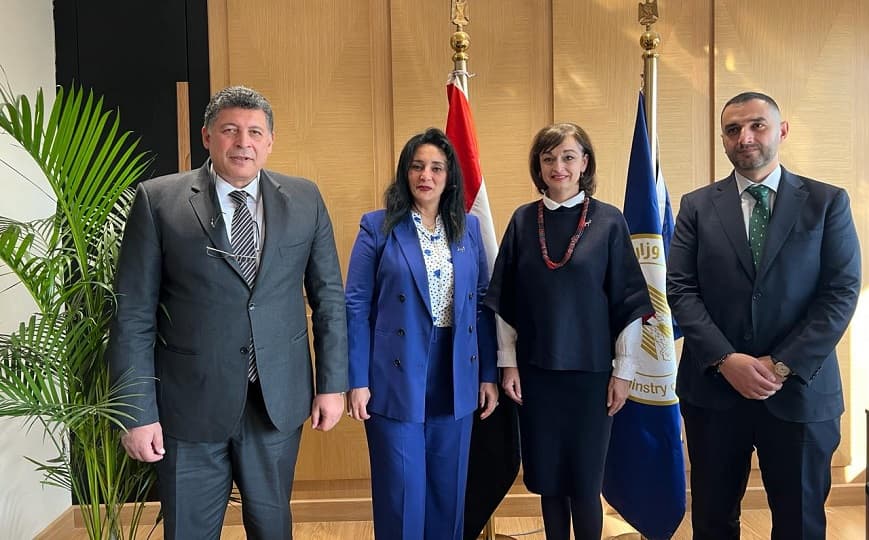 نائبة وزير السياحة والآثار تبحث مع سفيرة رومانيا بالقاهرة سبل التعاون في مجال السياحة