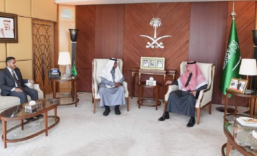 السفير السعودي يستقبل خالد بن فهد الحربي مدير الخطوط الجوية السعودية الجديد في مصر