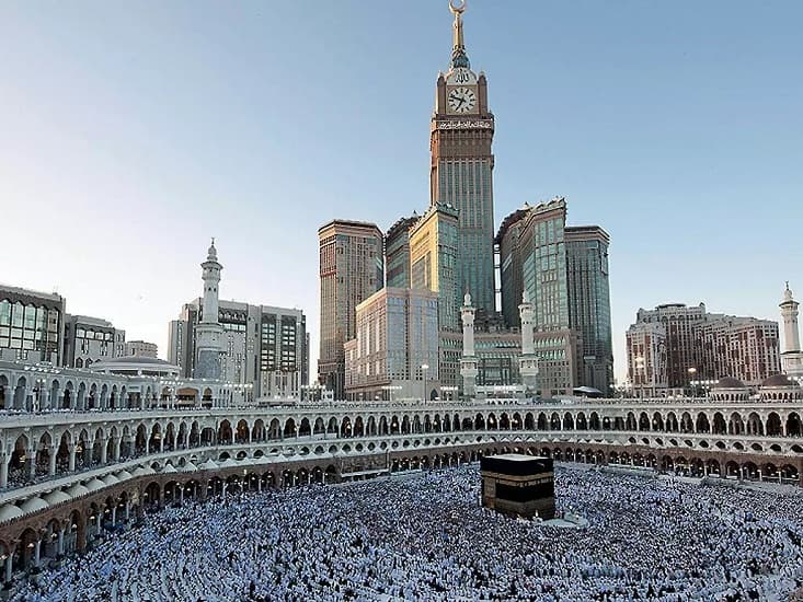 السعودية: 5 مشروعات بمكة المكرمة ستوفر 108 آلاف غرفة فندقية باستثمارات 170 مليار ريال