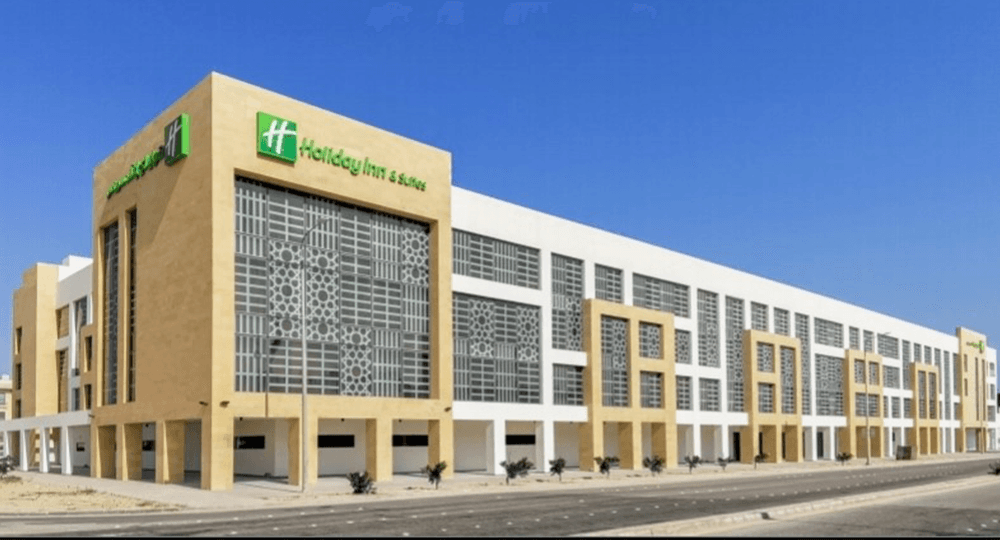 "دور للضيافة" السعودية تطلق فندق "الجبيل هوليداي إن" بطاقة 144 غرفة وجناحا